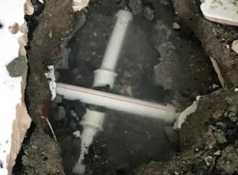 阿合奇阳台漏水维修公司为您分享楼上楼下漏水怎么处理