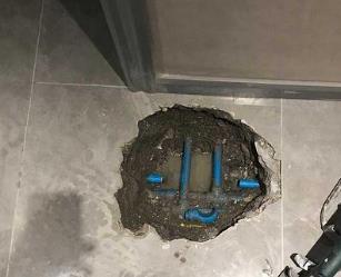 阿合奇阳台漏水维修公司分享下暖气管道漏水的原因有哪些